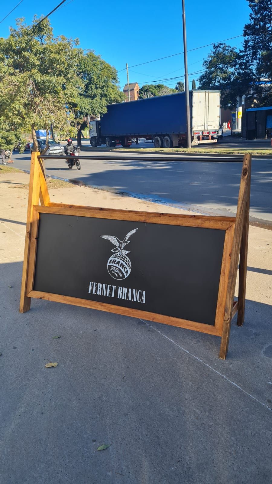 Fernet Branca · Escorihuela Gascón · Spirit Blu — Cartelar, foto 7