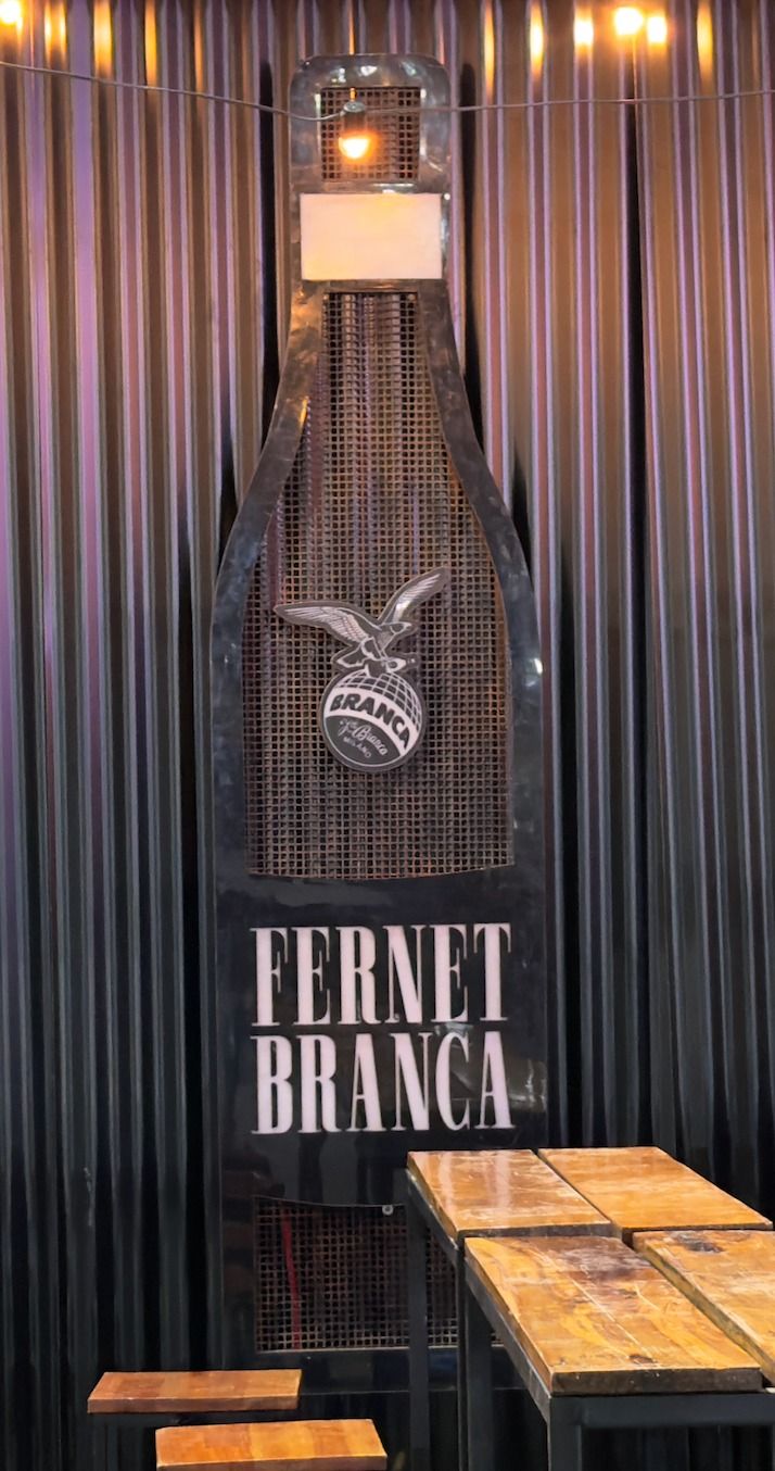 Fernet Branca · Escorihuela Gascón · Spirit Blu — Cartelar, foto 12