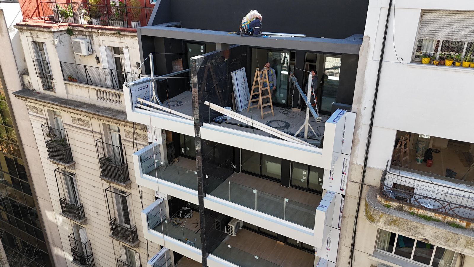 Fachadas en aluminio compuesto — Cartelar, foto 7